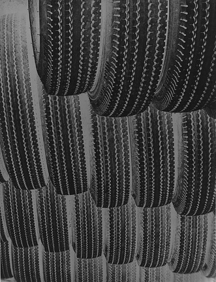 Roger Catherineau, Untitled (tires), 1952
Vintage gelatin silver print, 15 11/16 x 11 15/16 in. (39.9 x 30.3 cm)
2841
Sold
