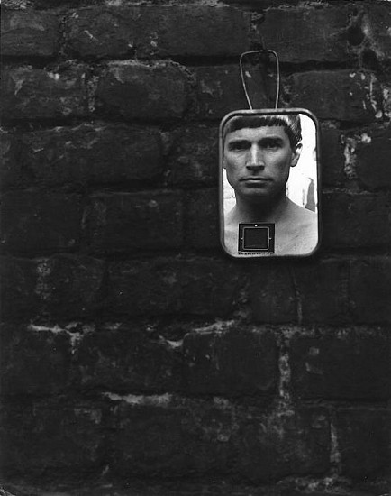 Roger Catherineau, Untitled (self portrait in small hanging mirror), c. 1953
Vintage gelatin silver print, 12 x 9 7/16 in. (30.5 x 24 cm)
2830
Sold