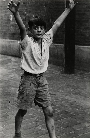 Roger Mayne, Keith, Addison Place, London, 1957
Vintage gelatin silver print, 9 11/16 x 6 3/8 in. (24.6 x 16.2 cm)
6467
Sold