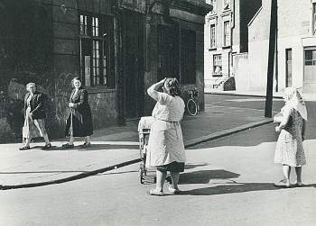 Work: Women at a Street Corner, Southam Street, North Kensington, London