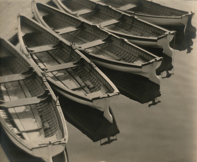Alma Lavenson, Rowboats, 1929
Vintage gelatin silver print, 9 3/4 x 11 3/4 in. (24.8 x 29.9 cm)
5220