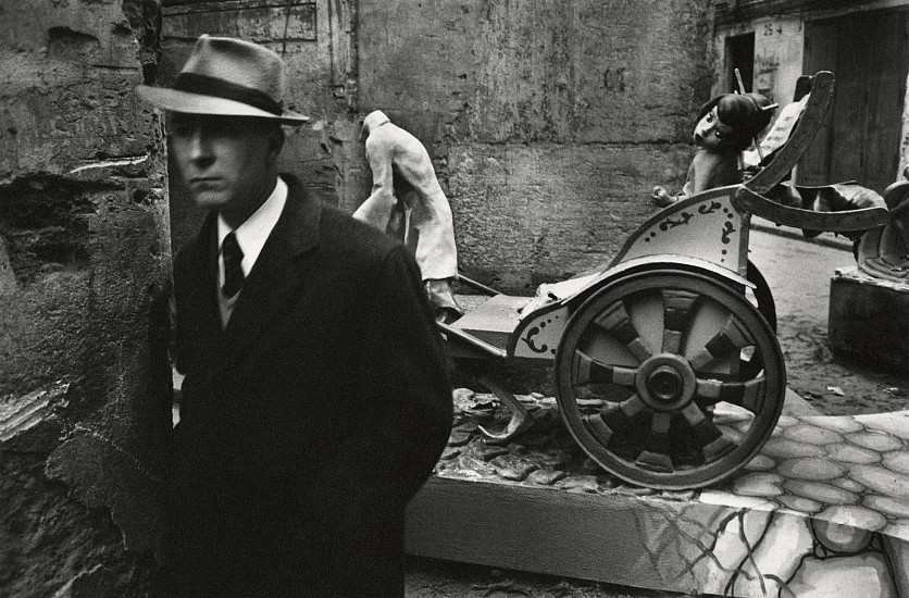 Josef Koudelka, Valencia, Spain, 1973
Gelatin silver print; printed later, 9 3/8 x 14 1/8 in. (23.8 x 35.9 cm)
Signed in ink on print recto.
8366
$7,500