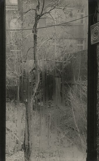 Josef Sudek, The Window of My Studio, 1940-1954
Vintage gelatin silver print, 15 5/16 x 9 3/16 in. (38.9 x 23.3 cm)
7575
$38,000