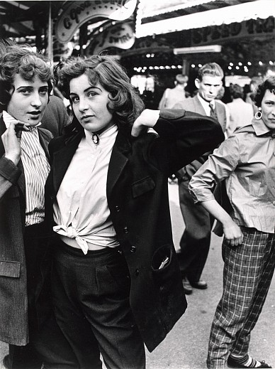 News: THE SUNDAY TIMES: Roger Mayne's photos of youthful spirit in postwar Britain, June  8, 2024