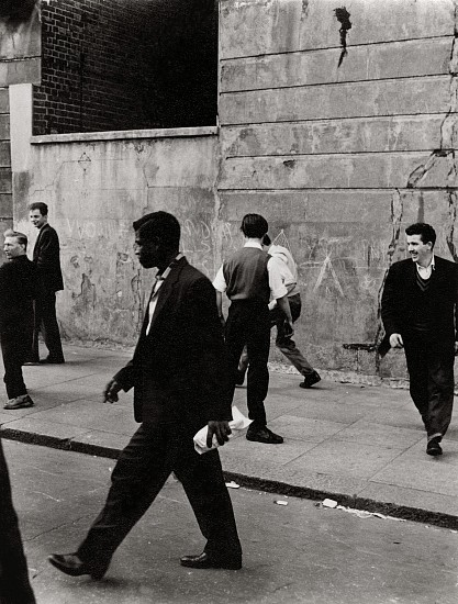 Roger Mayne, Southam Street, North Kensington, London, 1958
Vintage gelatin silver print, 8 1/16 x 6 1/2 in. (20.5 x 16.5 cm)
6455
Sold