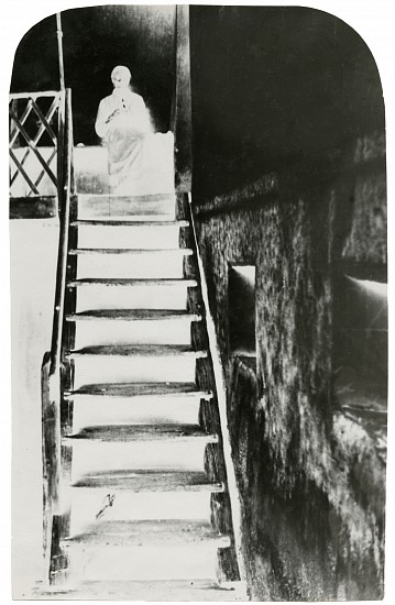 Franz Roh, Untitled, c. 1930
Vintage gelatin silver print, 8 1/8 x 5 1/8 in. (20.6 x 13 cm)
Photographer's stamp and handwriting in German script on print verso.
1111
Sold